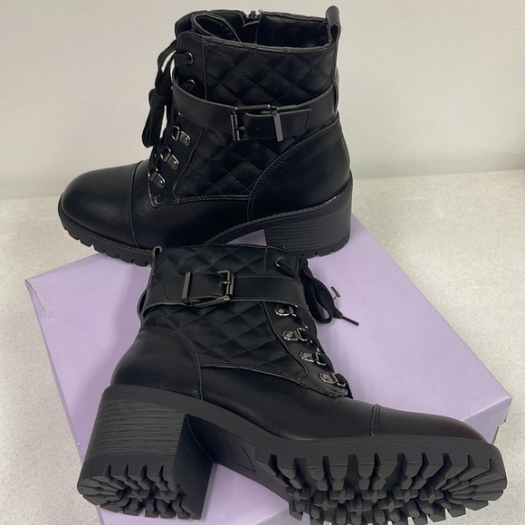 Brand new with box Women’s Madden Girl Black Harlow Combat Boots. Size is 9.5. - Picture 14 of 16
